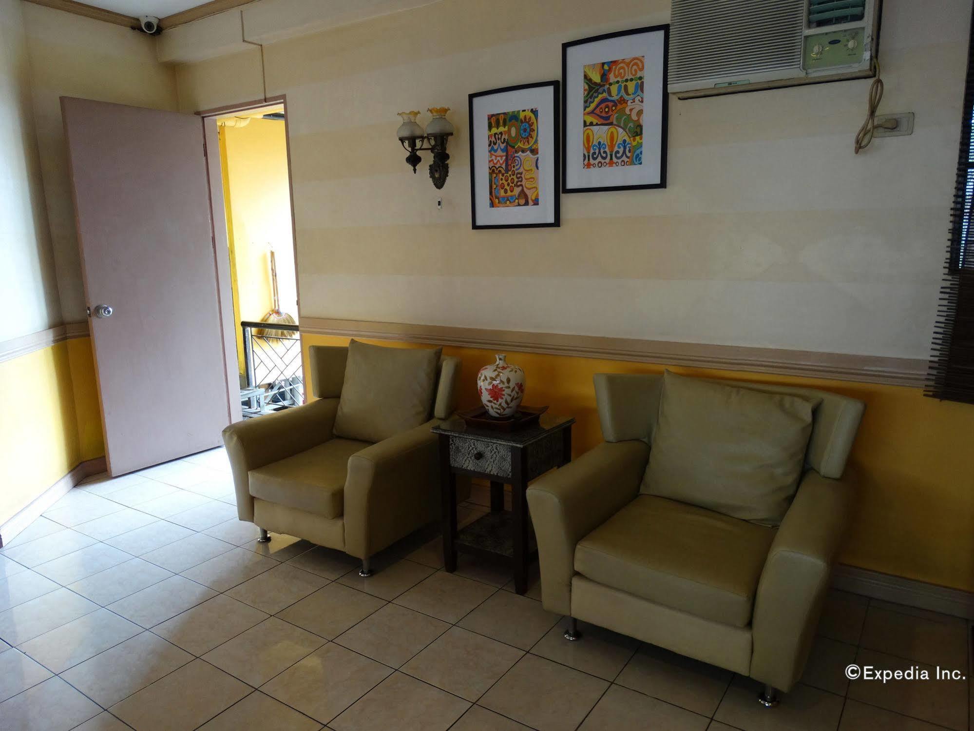 Sun Avenue Tourist Inn & Cafe Tagbilaran City Exterior foto