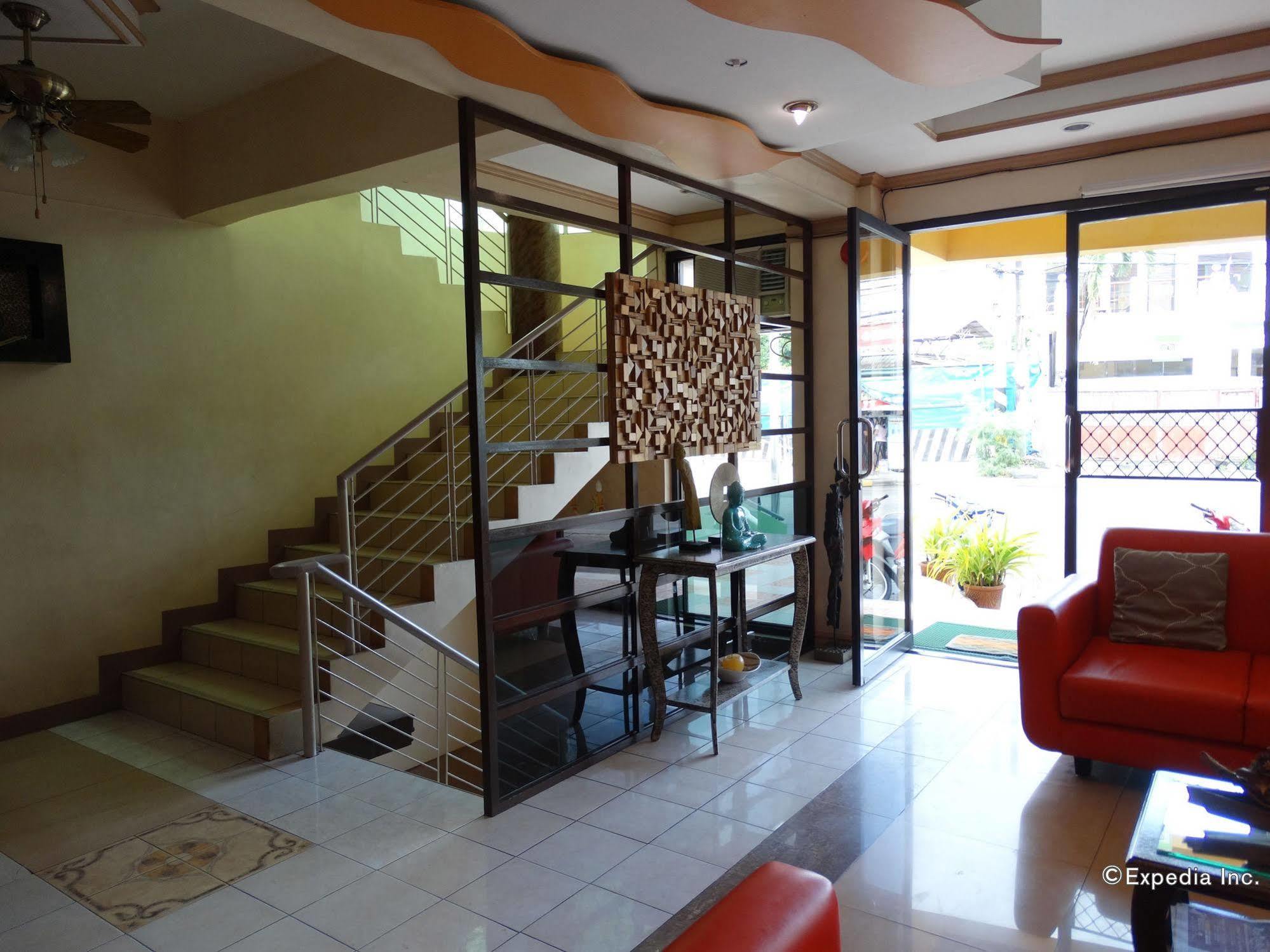 Sun Avenue Tourist Inn & Cafe Tagbilaran City Exterior foto